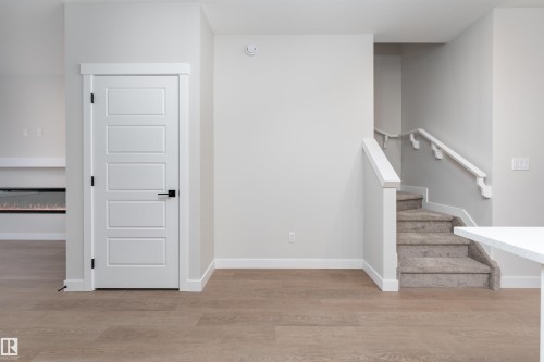 8530 96 Avenue, Morinville, AB - Indoor Photo Showing Other Room