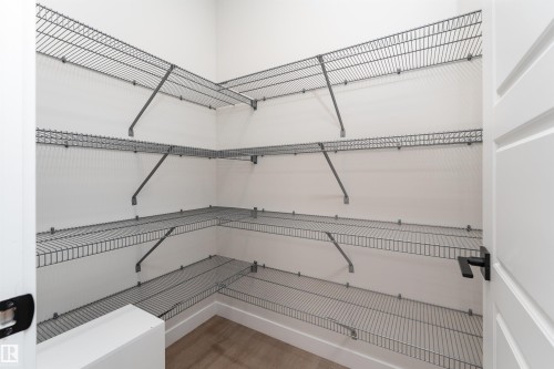 8530 96 Avenue, Morinville, AB - Indoor With Storage