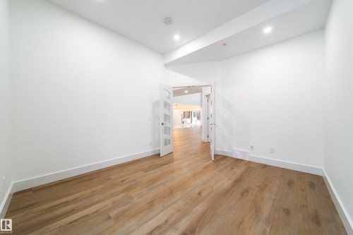 32 51025 Range Road 222, Rural Strathcona County, AB - Indoor Photo Showing Other Room