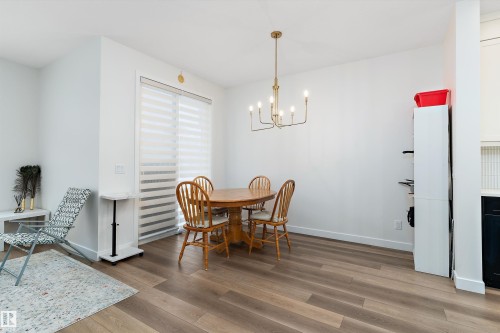 3543 Erlanger Link, Edmonton, AB - Indoor Photo Showing Dining Room