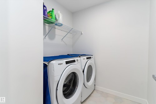 3543 Erlanger Link, Edmonton, AB - Indoor Photo Showing Laundry Room