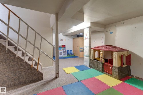 5626 19A Avenue, Edmonton, AB - Indoor Photo Showing Other Room