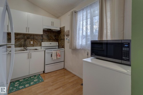 5626 19A Avenue, Edmonton, AB - Indoor