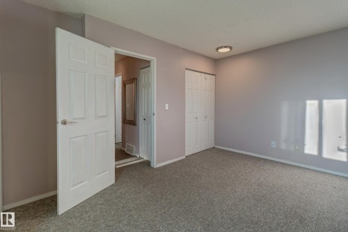 5626 19A Avenue, Edmonton, AB - Indoor Photo Showing Other Room