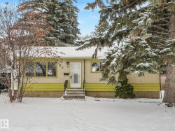 4 Gladstone Crescent  St. Albert, AB T8N 0W7