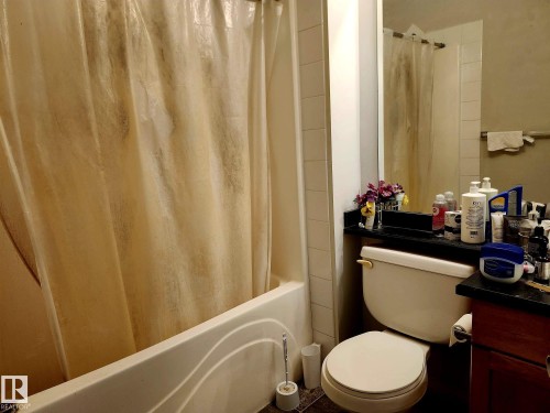 2324 320 Clareview Station Drive, Edmonton, AB - Indoor Photo Showing Bathroom