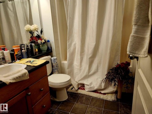 2324 320 Clareview Station Drive, Edmonton, AB - Indoor Photo Showing Bathroom