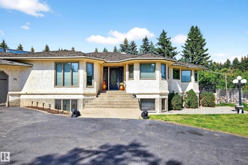 24 Valleyview Crescent, Rural Sturgeon County, AB - Outdoor With Facade