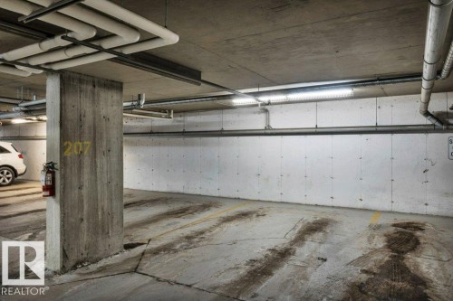 214 12045 22 Avenue, Edmonton, AB - Indoor Photo Showing Garage
