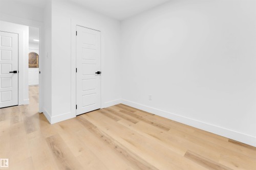 7303 130 Avenue, Edmonton, AB - Indoor Photo Showing Other Room