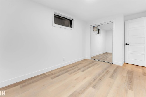 7303 130 Avenue, Edmonton, AB - Indoor Photo Showing Other Room