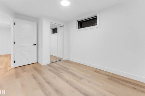 7303 130 Avenue, Edmonton, AB - Indoor Photo Showing Other Room