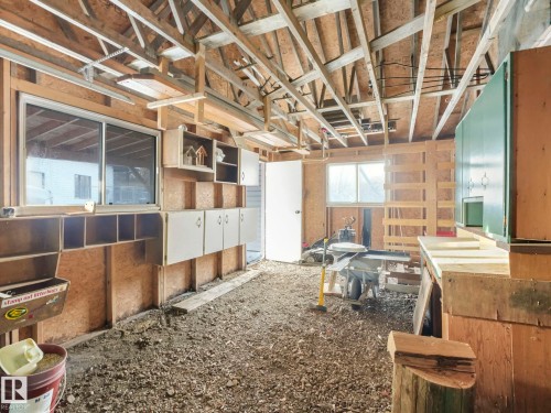 73 23020 Twp Road 522, Rural Strathcona County, AB - Indoor