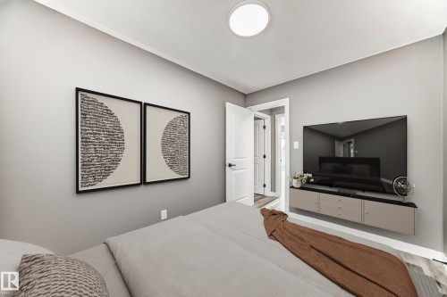 7011 135A Avenue, Edmonton, AB - Indoor