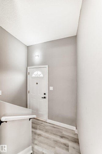 7011 135A Avenue, Edmonton, AB - Indoor Photo Showing Other Room