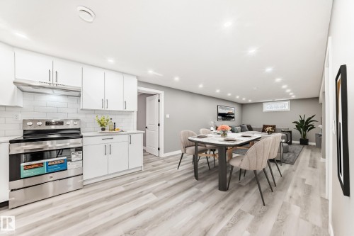 7011 135A Avenue, Edmonton, AB - Indoor