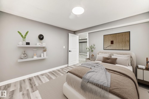 7011 135A Avenue, Edmonton, AB - Indoor Photo Showing Bedroom