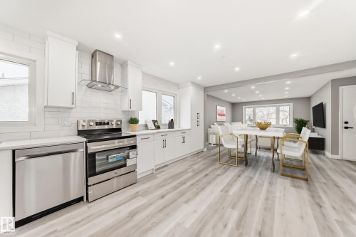 7011 135A Avenue, Edmonton, AB - Indoor