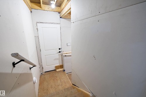 4 Axelwood Crescent, Spruce Grove, AB - Indoor Photo Showing Other Room