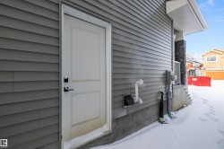 Entrance to property - 