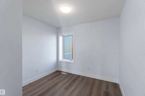 2740 Blatchford Road, Edmonton, AB - Indoor Photo Showing Other Room