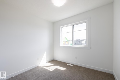 604 Ashgrove Circle, Leduc, AB - Indoor Photo Showing Other Room