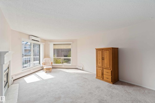 312 15499 Castle Downs Road, Edmonton, AB - Indoor