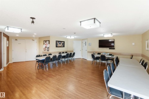 312 15499 Castle Downs Road, Edmonton, AB - Indoor Photo Showing Dining Room