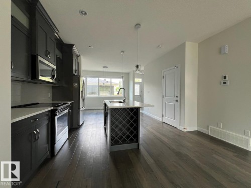 10574 62 Avenue, Edmonton, AB - Indoor Photo Showing Kitchen
