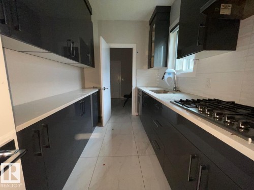 3302 Soleil Boulevard, Beaumont, AB - Indoor Photo Showing Kitchen With Upgraded Kitchen