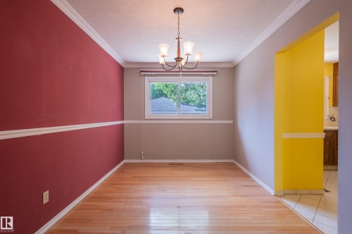 6411 149 Avenue, Edmonton, AB - Indoor Photo Showing Other Room