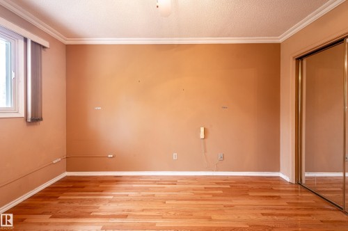6411 149 Avenue, Edmonton, AB - Indoor Photo Showing Other Room