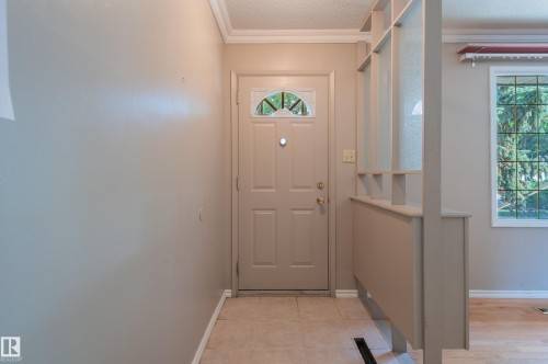 6411 149 Avenue, Edmonton, AB - Indoor Photo Showing Other Room
