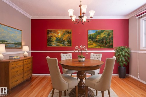 6411 149 Avenue, Edmonton, AB - Indoor Photo Showing Dining Room
