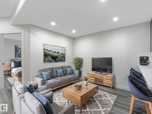 2364 159 Street, Edmonton, AB - Indoor Photo Showing Living Room