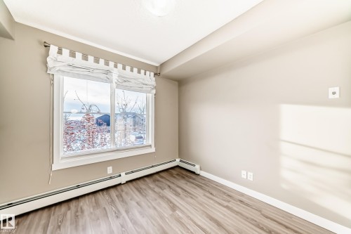 226 1510 Watt Drive, Edmonton, AB - Indoor Photo Showing Other Room