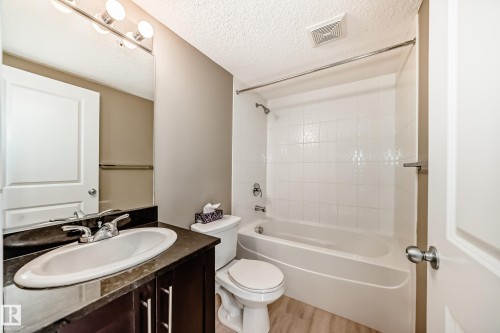 226 1510 Watt Drive, Edmonton, AB - Indoor Photo Showing Bathroom