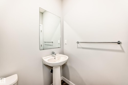 69 50 Ebony Boulevard, Sherwood Park, AB - Indoor Photo Showing Bathroom