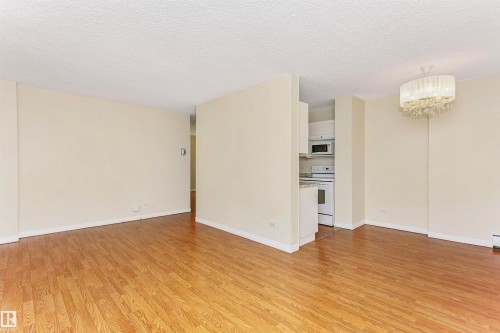 1711 10883 Saskatchewan Drive, Edmonton, AB - Indoor