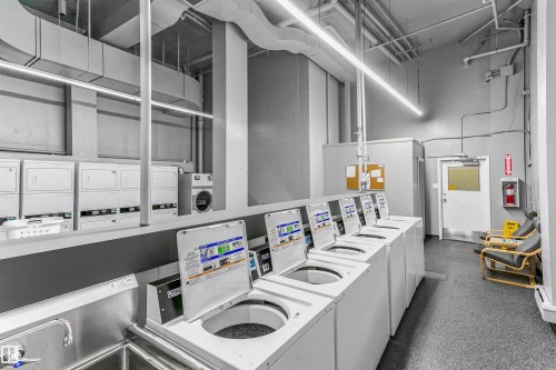 1711 10883 Saskatchewan Drive, Edmonton, AB - Indoor Photo Showing Laundry Room
