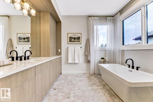 81 Jubilation Drive, St. Albert, AB - Indoor Photo Showing Bathroom