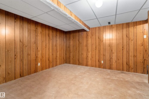 101 Brookwood Drive, Spruce Grove, AB - Indoor Photo Showing Other Room