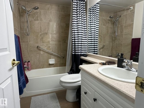 315 9730 174 Street, Edmonton, AB - Indoor Photo Showing Bathroom
