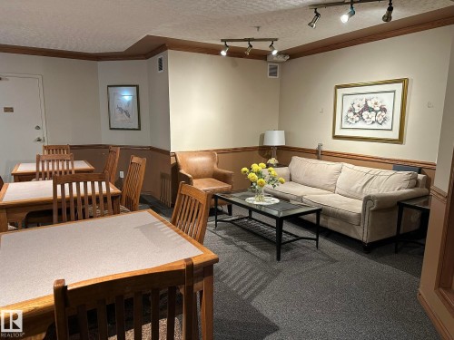 315 9730 174 Street, Edmonton, AB - Indoor