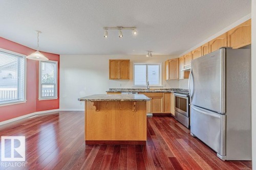 5 Highwood Boulevard, Devon, AB - Indoor Photo Showing Kitchen With Double Sink