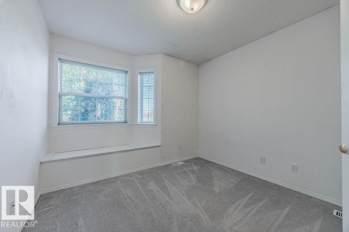 5 Highwood Boulevard, Devon, AB - Indoor Photo Showing Other Room