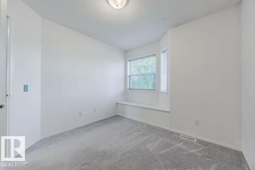 5 Highwood Boulevard, Devon, AB - Indoor Photo Showing Other Room