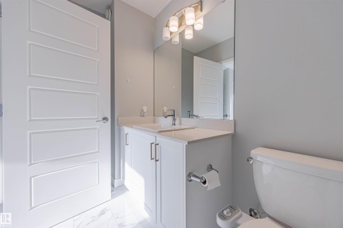 1745 Plum Crescent Sw, Edmonton, AB - Indoor Photo Showing Bathroom