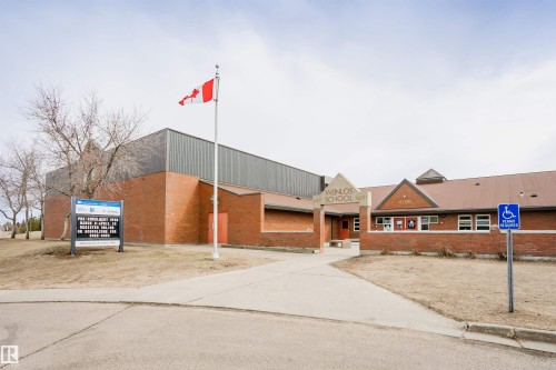 302 5005 31 Avenue, Edmonton, AB - Outdoor