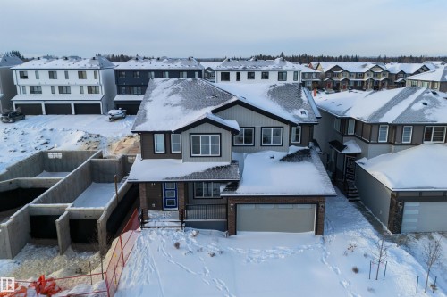 7 Cobblestone Gate, Spruce Grove, AB - Outdoor With Facade